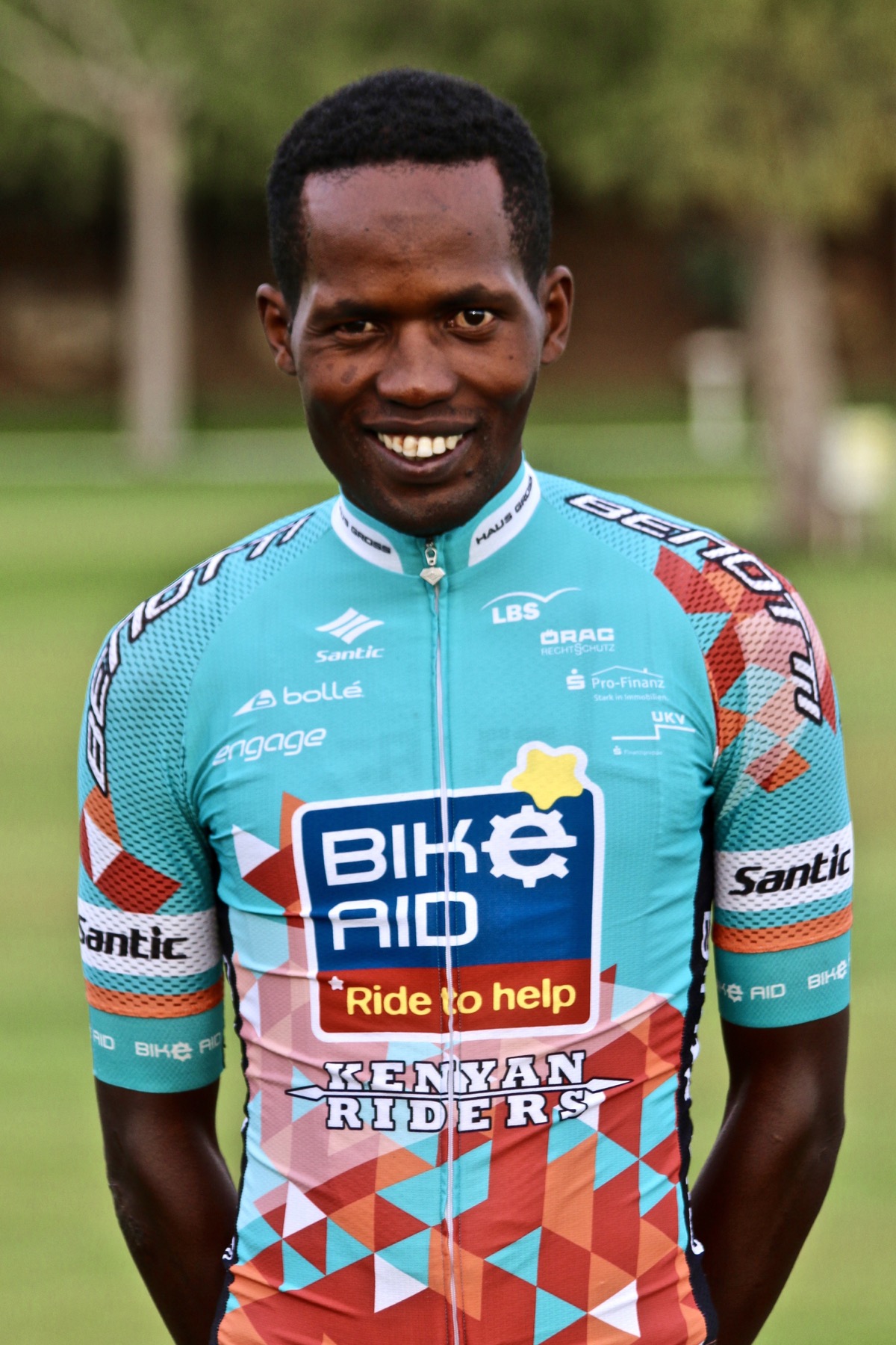 7_Suleiman_Kangangi_Iten_Kenya_Portrait_Rider_BIKE_AID_2018