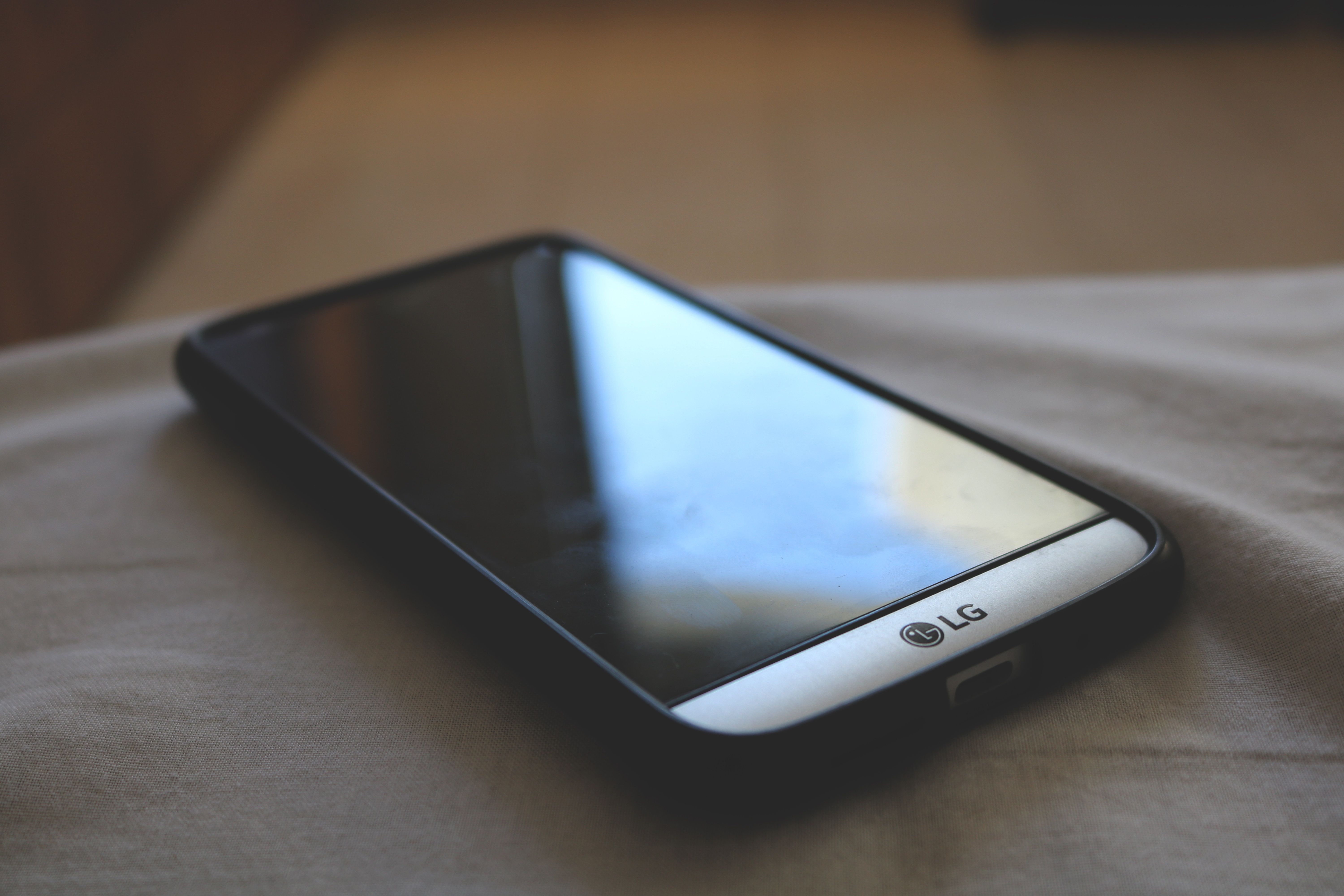 ilan-dov-645939-unsplash